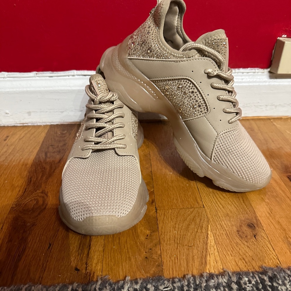 Stylish Sparkling Beige Sneakers